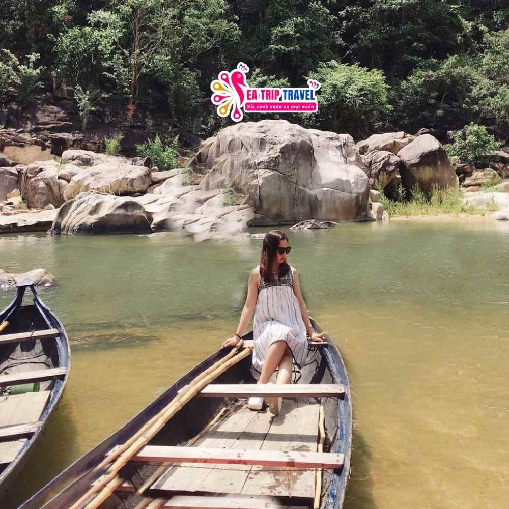 tour-tay-son-ham-ho-1-ngay.jpg tour-tay-son-ham-ho-1-ngay.jpg