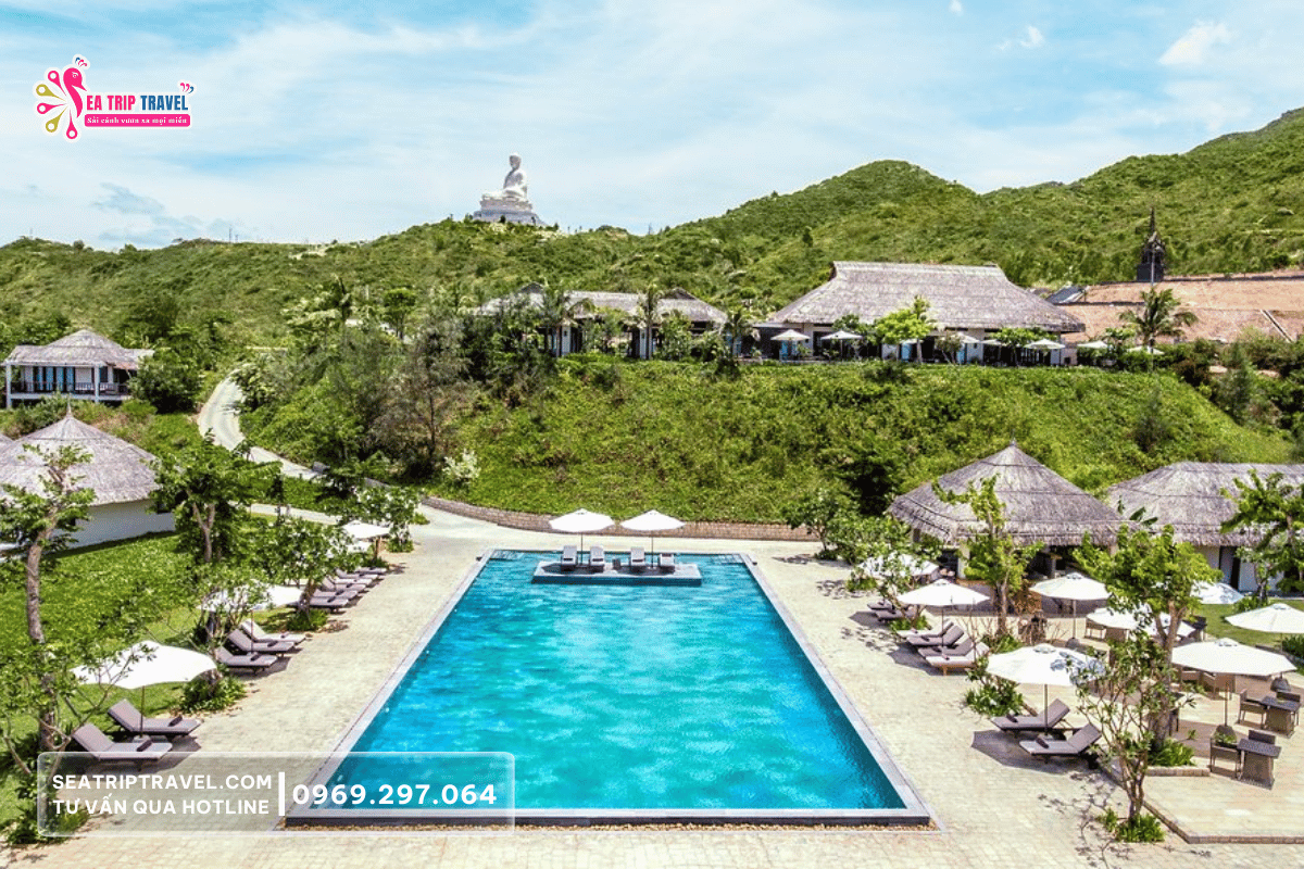 Crown Retreat Resort